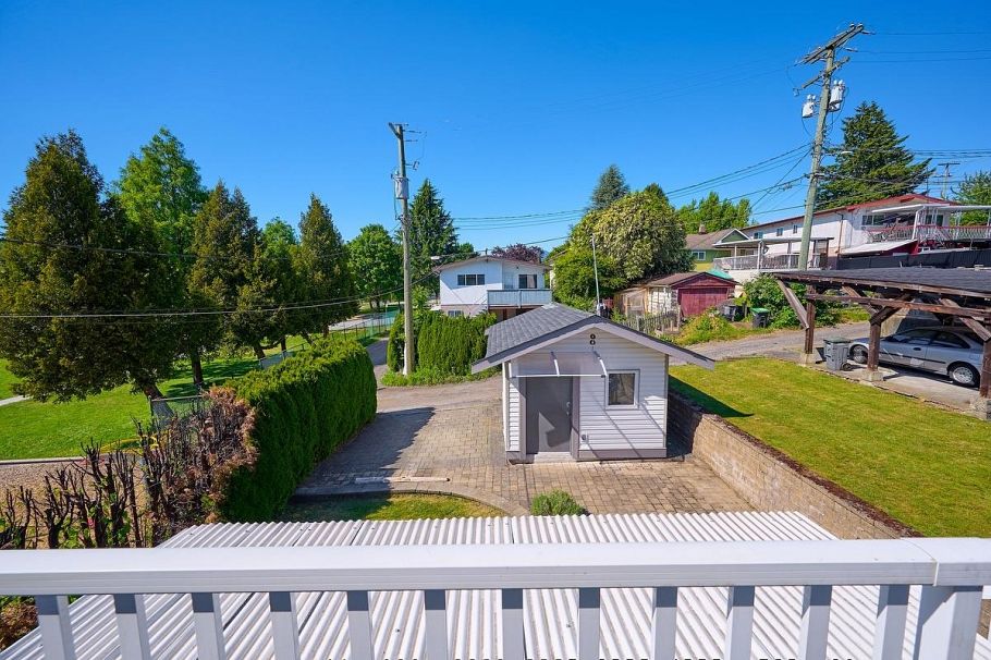 3081 E Georgia Street Vancouver, BC - 17