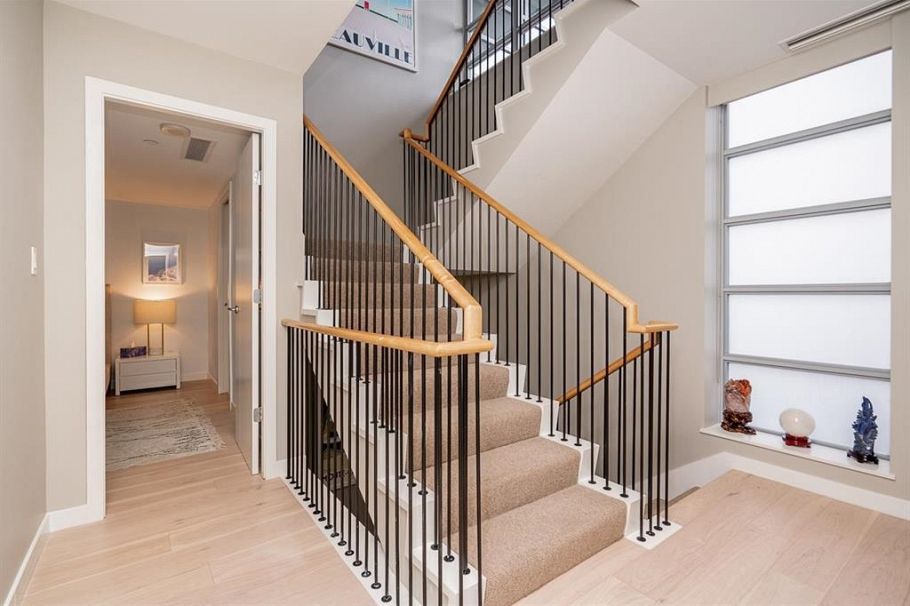 1163 W Cordova Street Vancouver, BC - 16