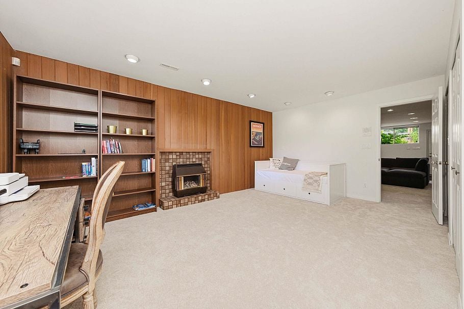 4150 Best Court North Vancouver, BC - 25