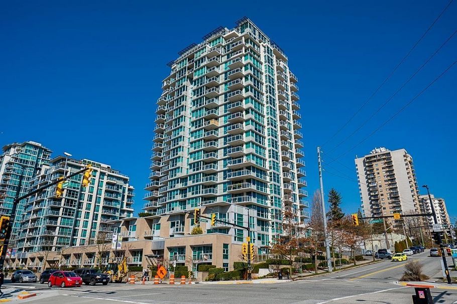 2107 188 E Esplanade North Vancouver, BC - 2