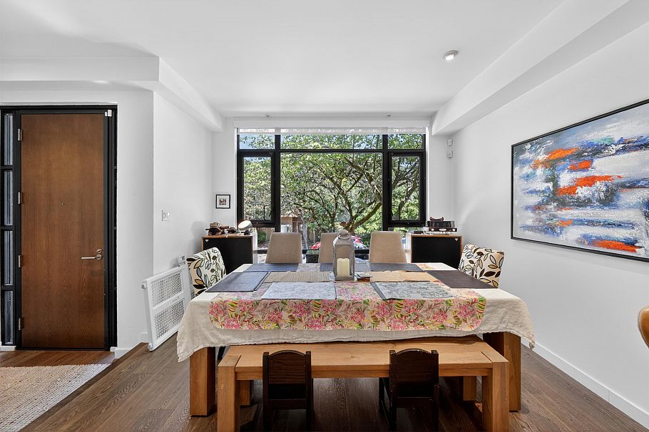1088 W 7th Avenue Vancouver, BC - 6