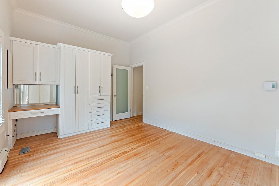 2744 W 10th Avenue Vancouver, BC - 38