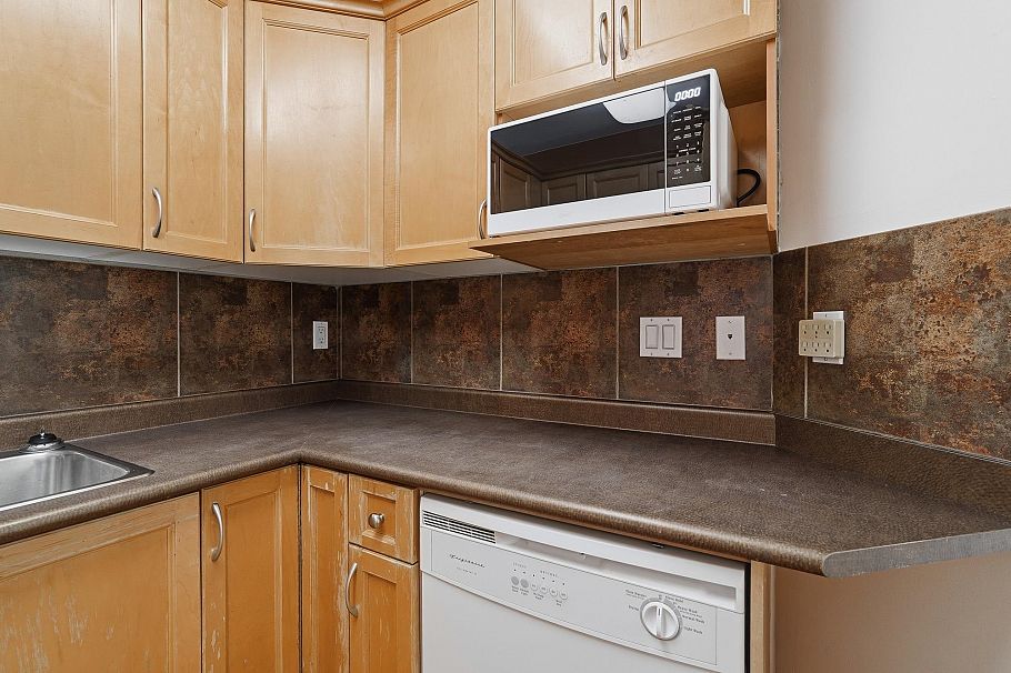 408 189 Ontario Place Vancouver, BC - 11