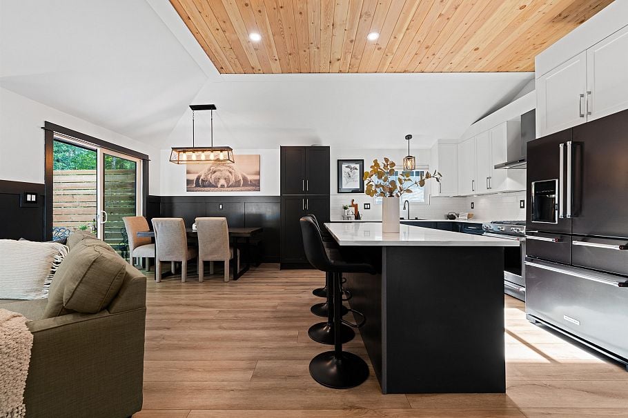1430 Draycott Road North Vancouver, BC - 6