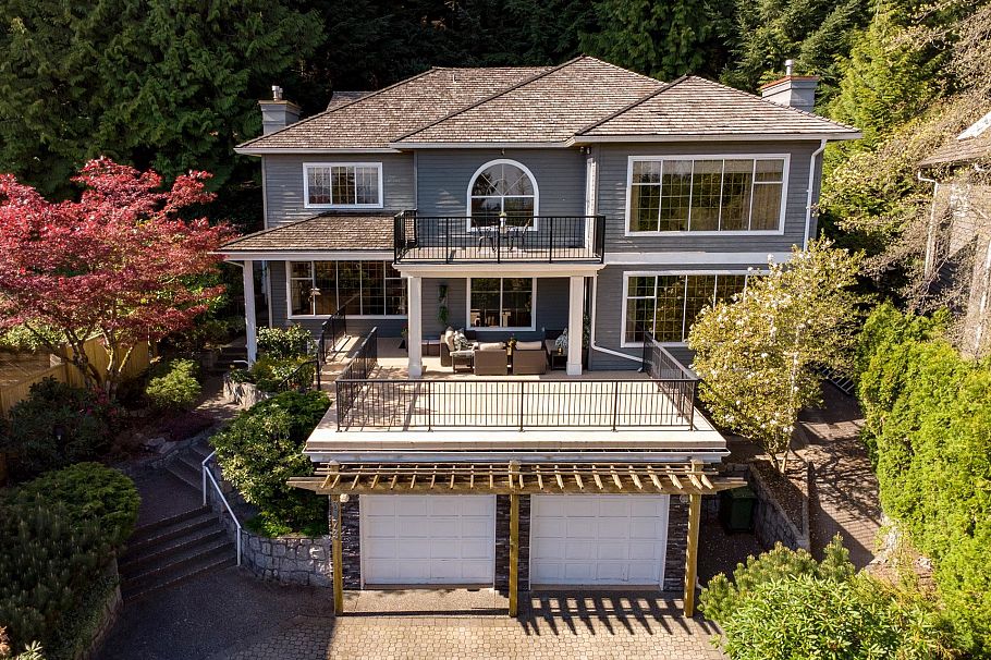 3973 Braemar Place North Vancouver, BC - 1
