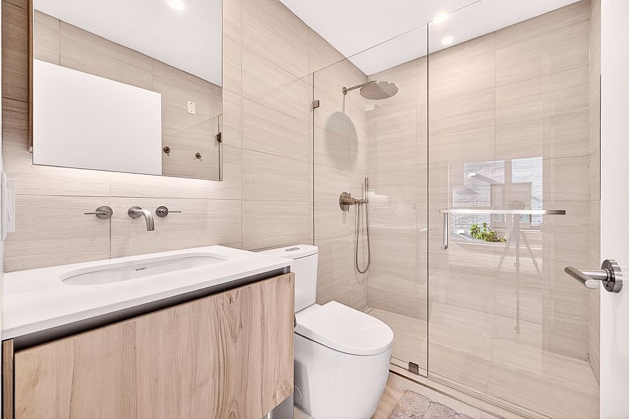 675 W 30th Avenue Vancouver, BC - 15