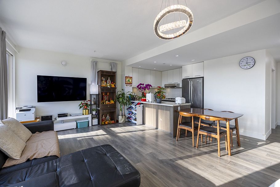 305 8580 River District Crossing Vancouver, BC - 10