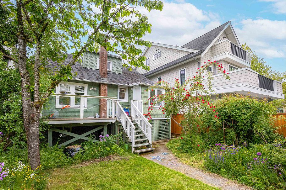 3012 W 14th Avenue Vancouver, BC - 5