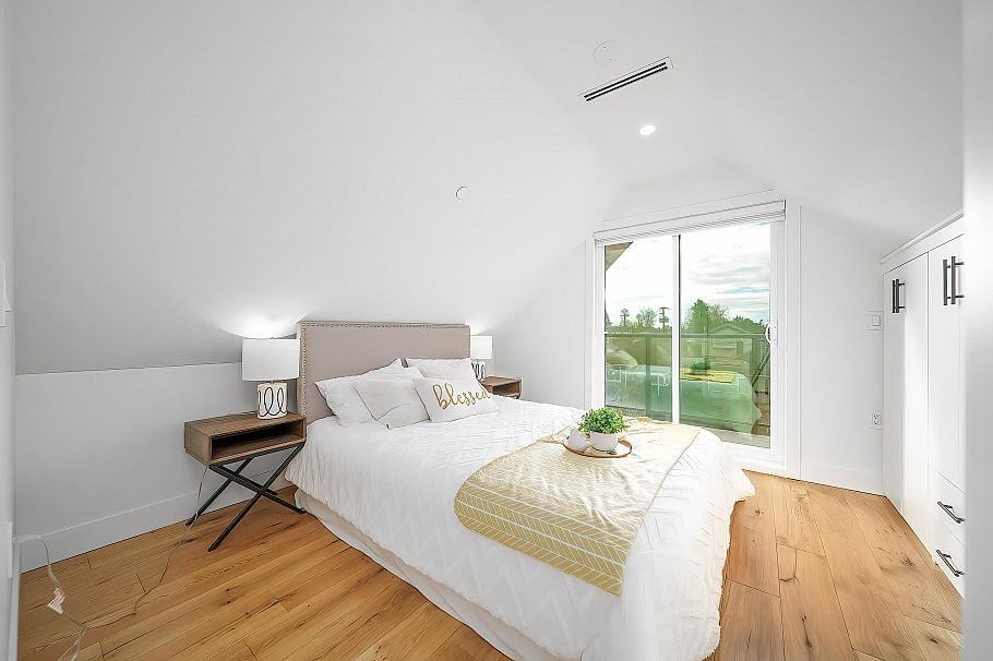 1 2777 E 27th Avenue Vancouver, BC - 20