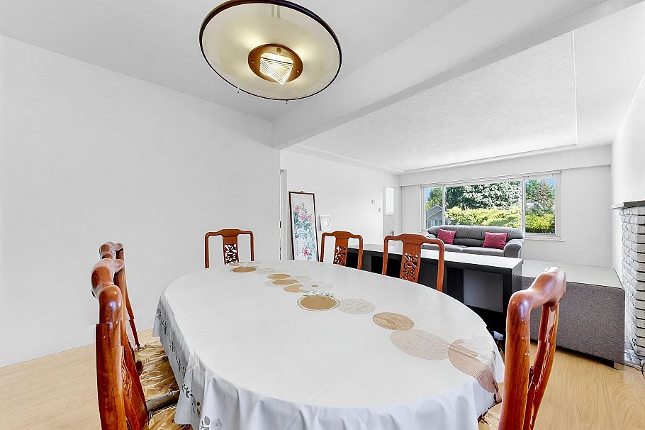 2514 E 27th Avenue Vancouver, BC - 5