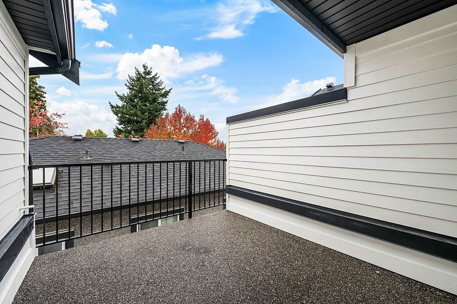 4 3065 Charles Street Vancouver, BC - 34