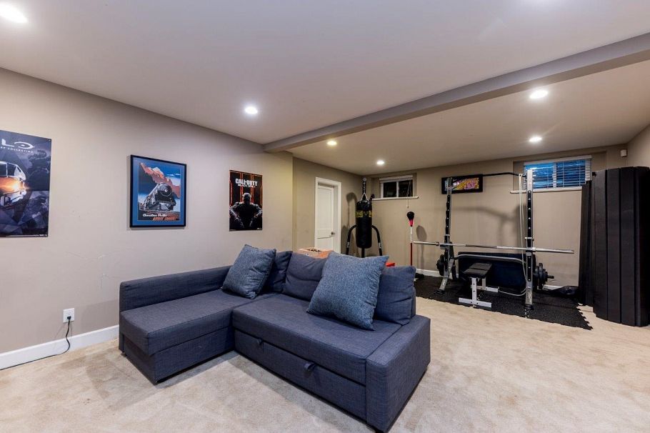 1426 Draycott Road North Vancouver, BC - 18