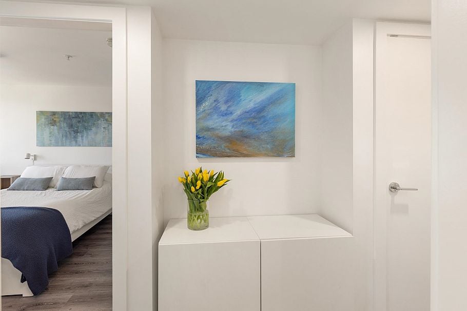 215 2060 Curling Road North Vancouver, BC - 18
