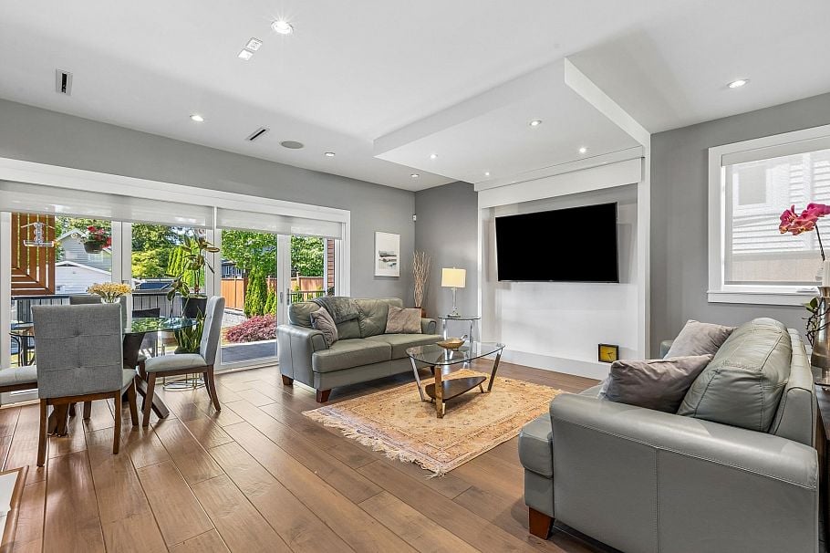 2553 Western Avenue North Vancouver, BC - 17