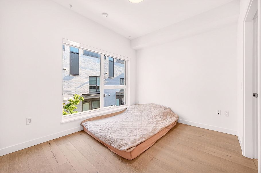 675 W 30th Avenue Vancouver, BC - 14