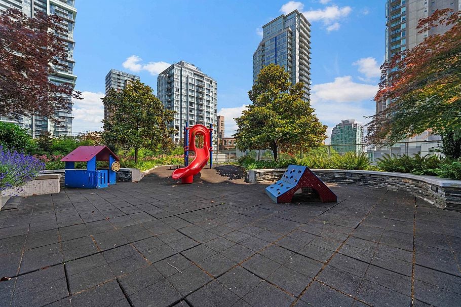 2504 565 Smithe Street Vancouver, BC - 34