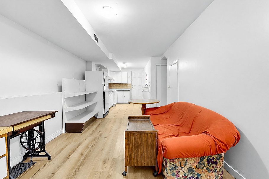 2514 E 27th Avenue Vancouver, BC - 15