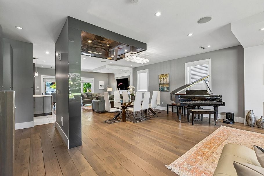 2553 Western Avenue North Vancouver, BC - 6