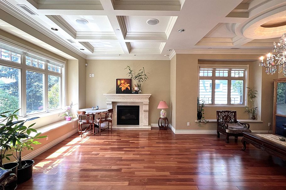 1529 W 61st Avenue Vancouver, BC - 3