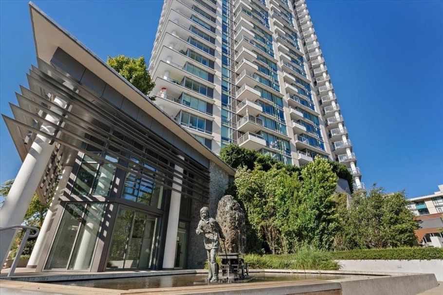 1508 680 Seylynn Crescent North Vancouver, BC - 1