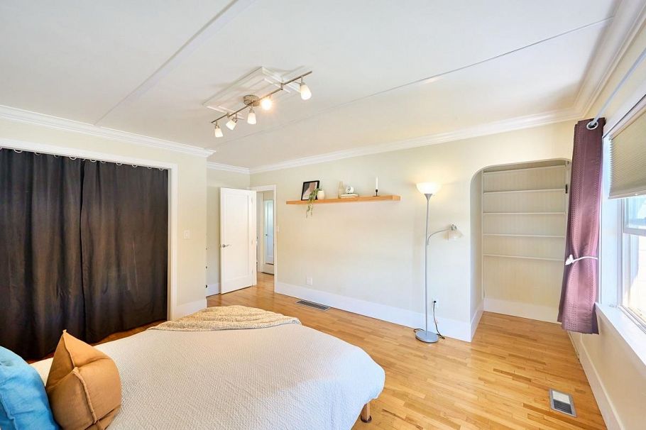 3081 E Georgia Street Vancouver, BC - 14