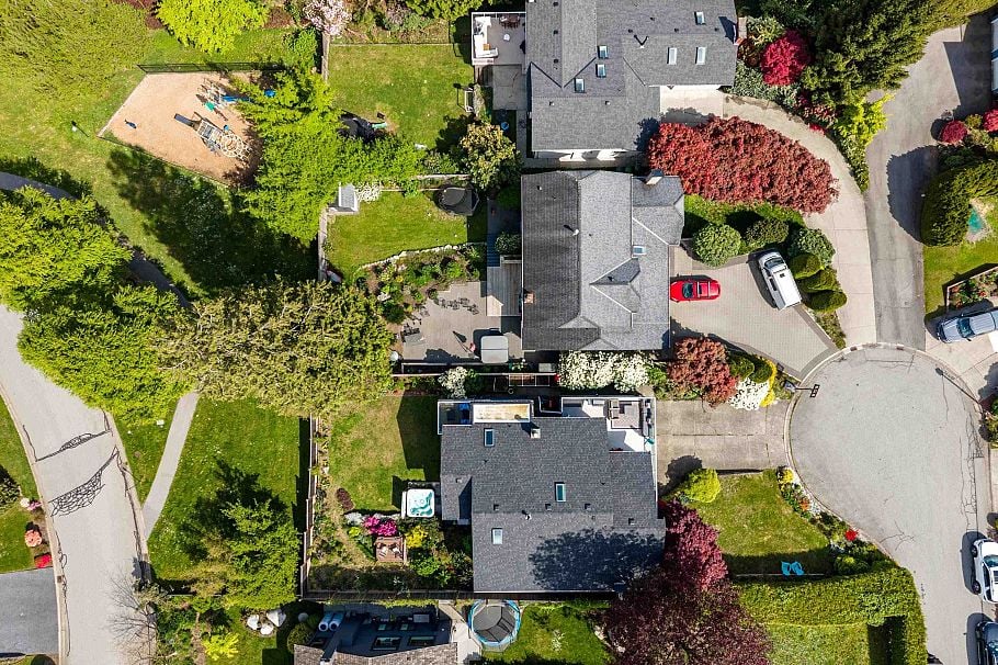 4150 Best Court North Vancouver, BC - 36