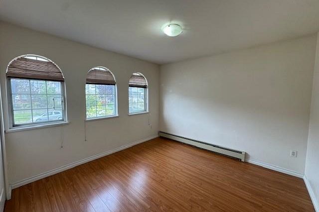 1266 E 63rd Avenue Vancouver, BC - 3