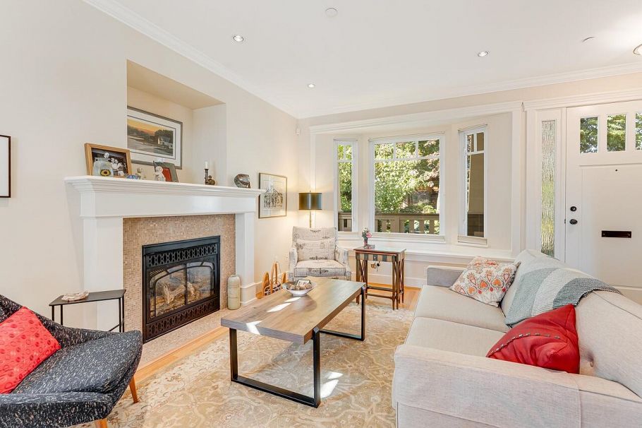 2144 E 4th Avenue Vancouver, BC - 8