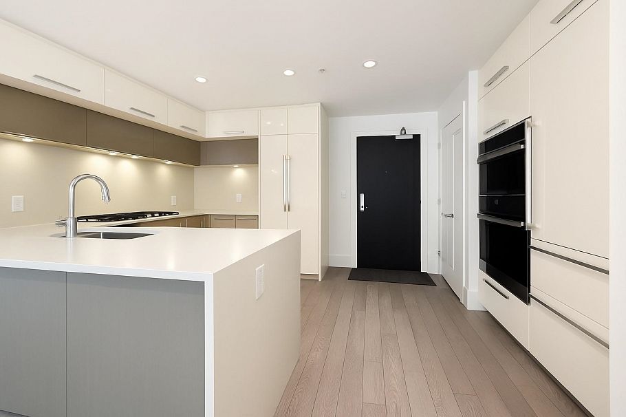 306 6168 East Boulevard Vancouver, BC - 3