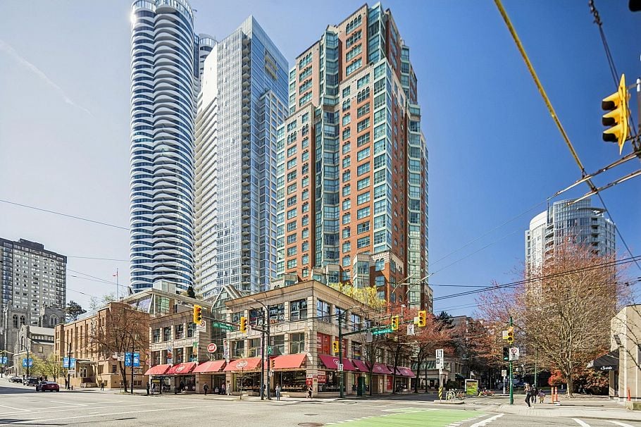 2301 909 Burrard Street Vancouver, BC - 34