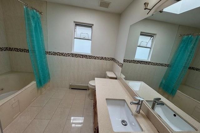 1266 E 63rd Avenue Vancouver, BC - 7