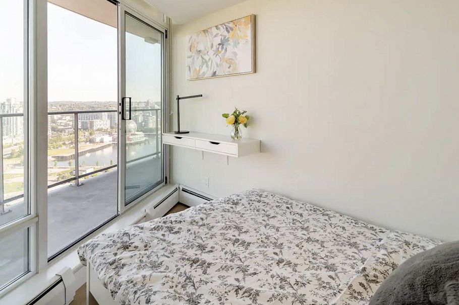 3506 688 Abbott Street Vancouver, BC - 12