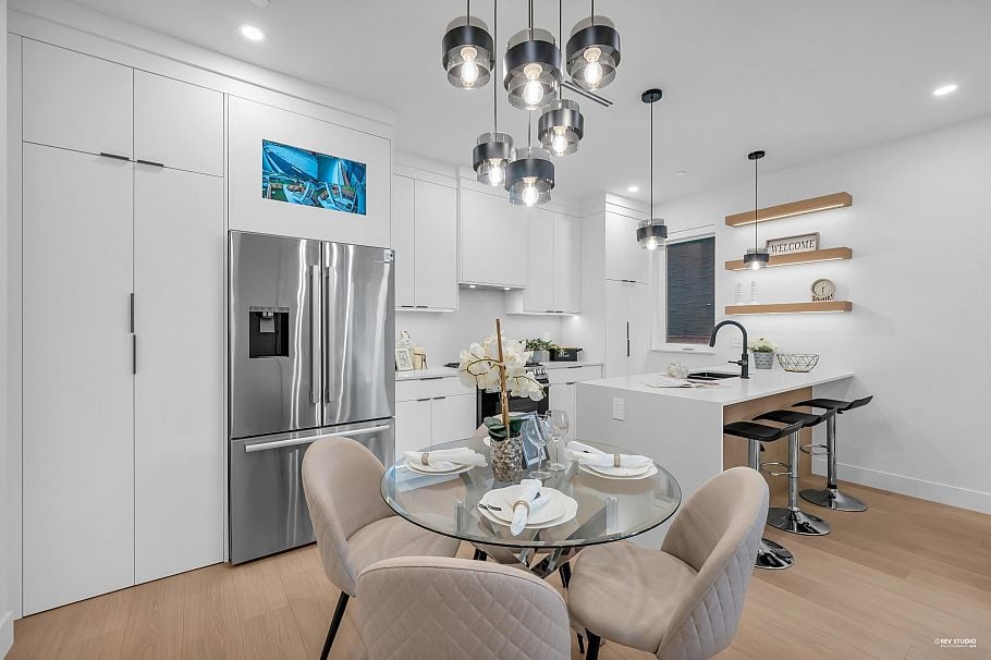 2715 Cheyenne Avenue Vancouver, BC - 9