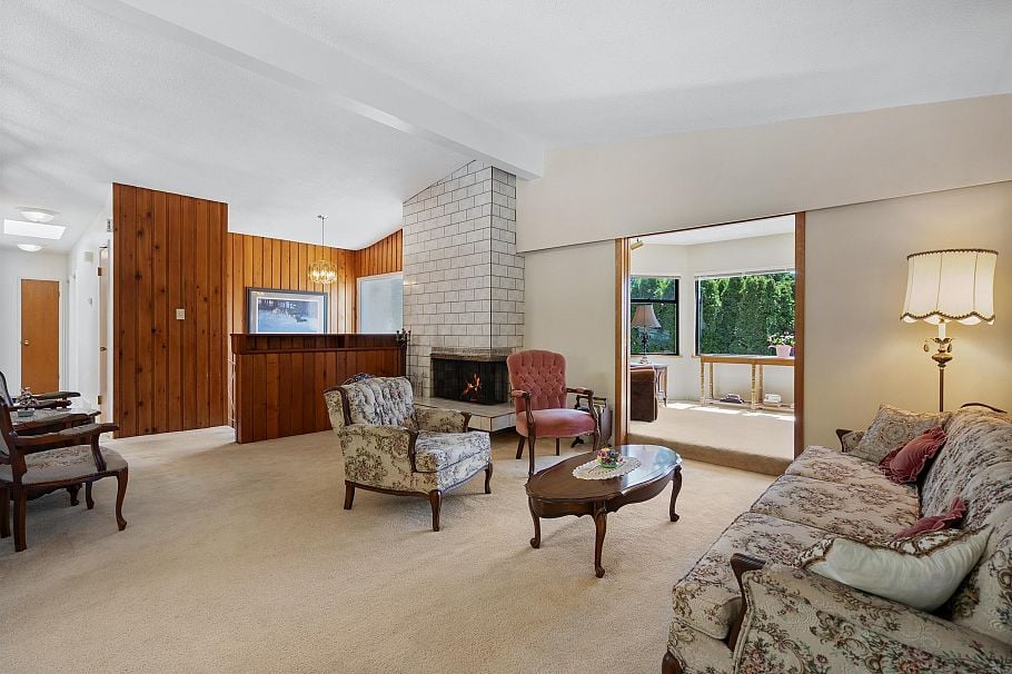 697 Plymouth Drive North Vancouver, BC - 15