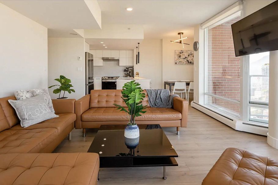 3506 688 Abbott Street Vancouver, BC - 3