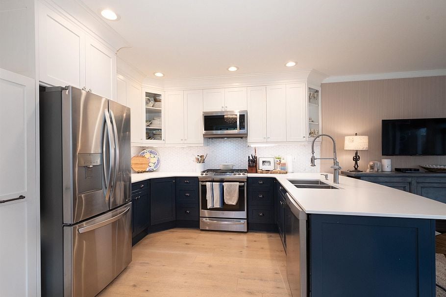 1978 W 12th Avenue Vancouver, BC - 16