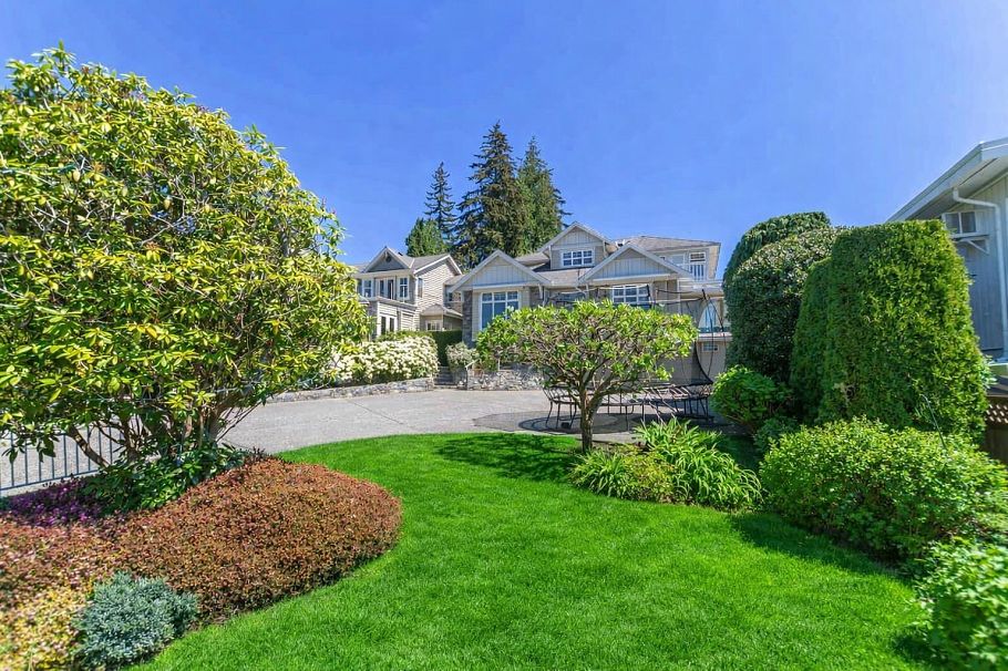 3782 Lonsdale Avenue North Vancouver, BC - 27