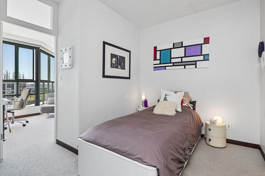 2301 909 Burrard Street Vancouver, BC - 13