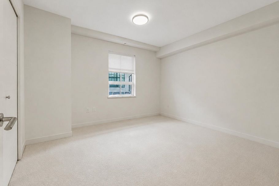 7891 Oak Street Vancouver, BC - 9