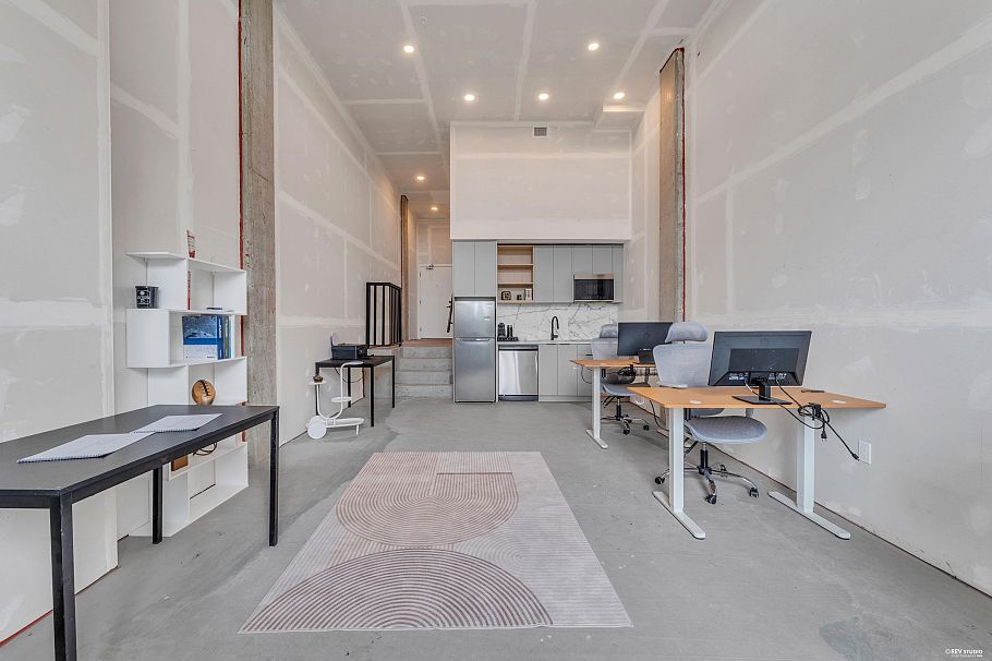 103/203 422 E 3rd Street North Vancouver, BC - 25