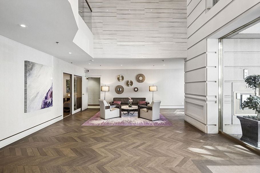 2301 909 Burrard Street Vancouver, BC - 32