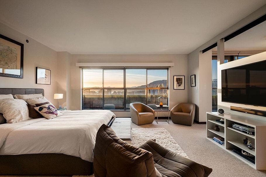 2301 909 Burrard Street Vancouver, BC - 14