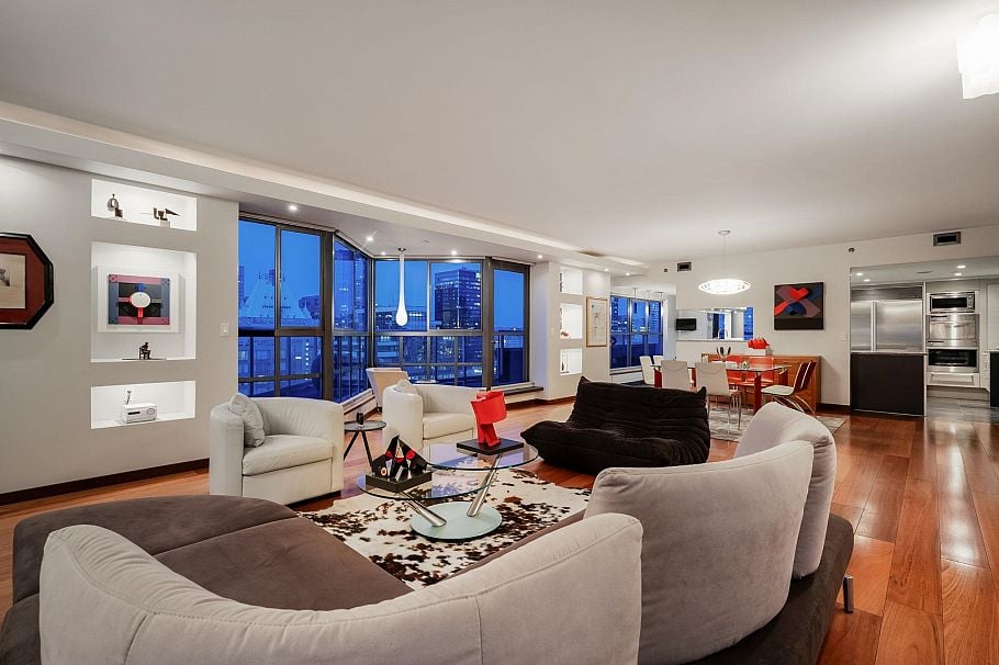 2301 909 Burrard Street Vancouver, BC - 22