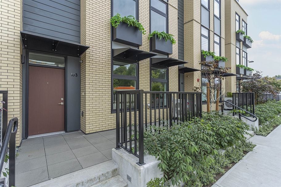 103 342 Mountain Highway North Vancouver, BC - 2