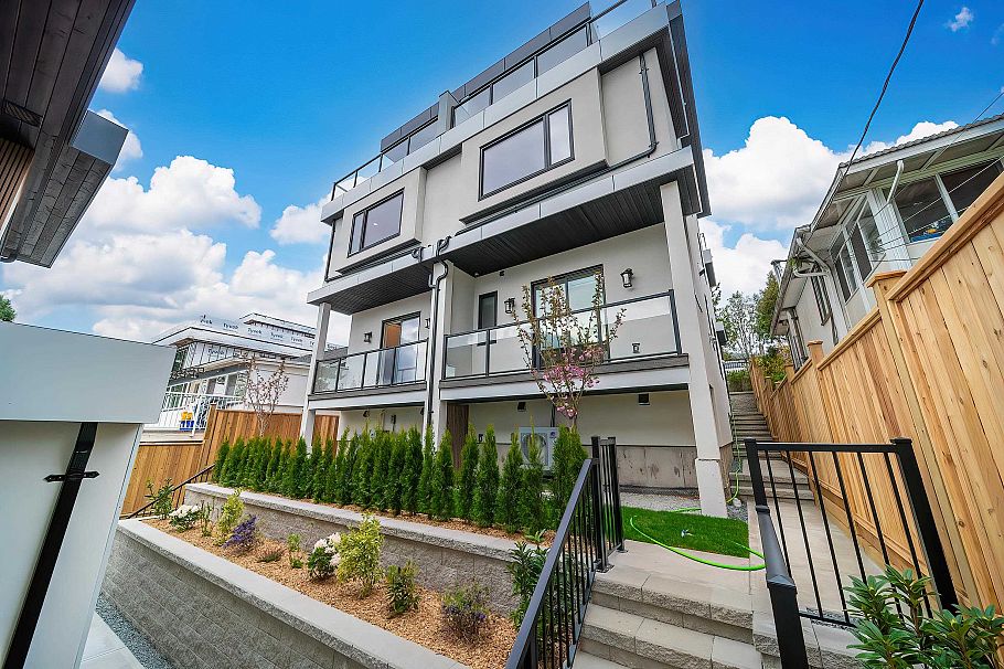 1 5595 Fleming Street Vancouver, BC - 4