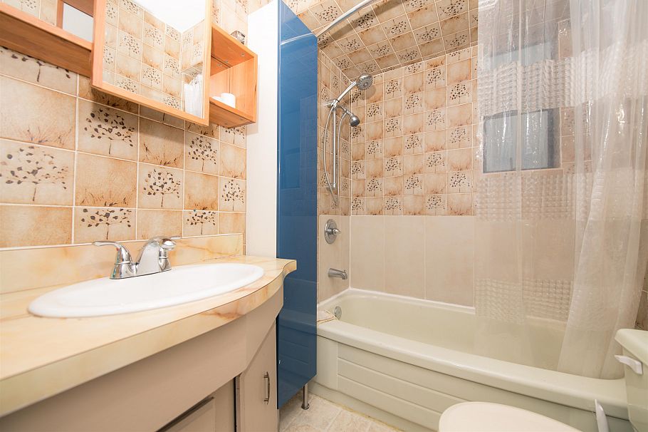 3439 Dundas Street Vancouver, BC - 14