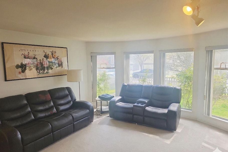 3523 Napier Street Vancouver, BC - 2