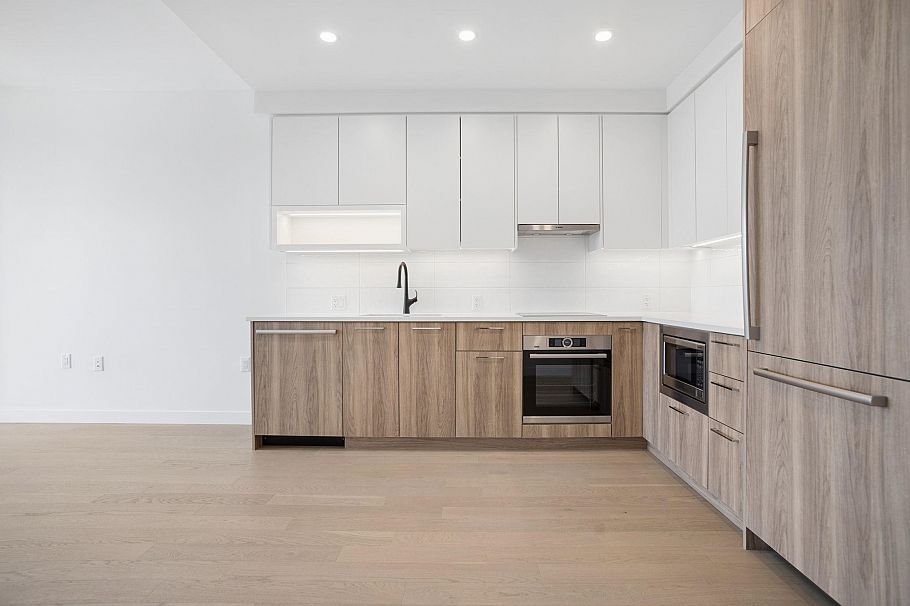 208 8398 Oak Street Vancouver, BC - 7