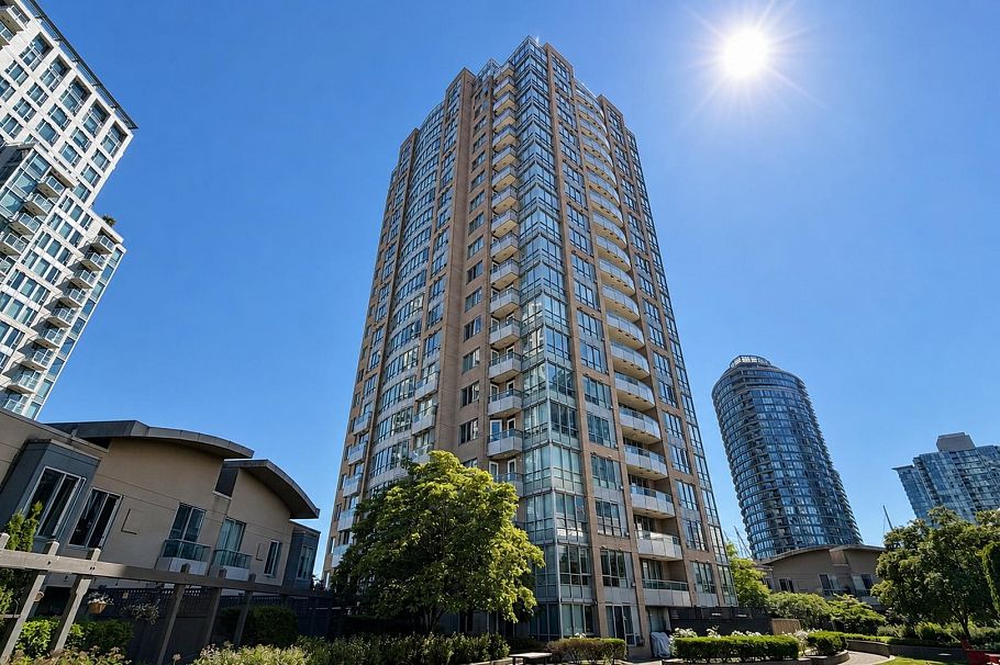 2009 63 Keefer Place Vancouver, BC - 28
