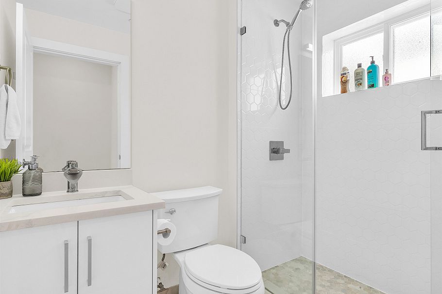 3466 Dieppe Drive Vancouver, BC - 12